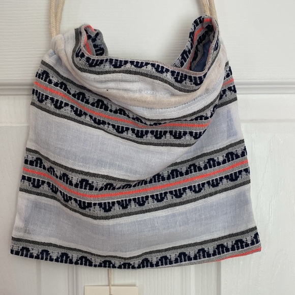 Lem Lem Riban Beach Pouch - Picture 6 of 6